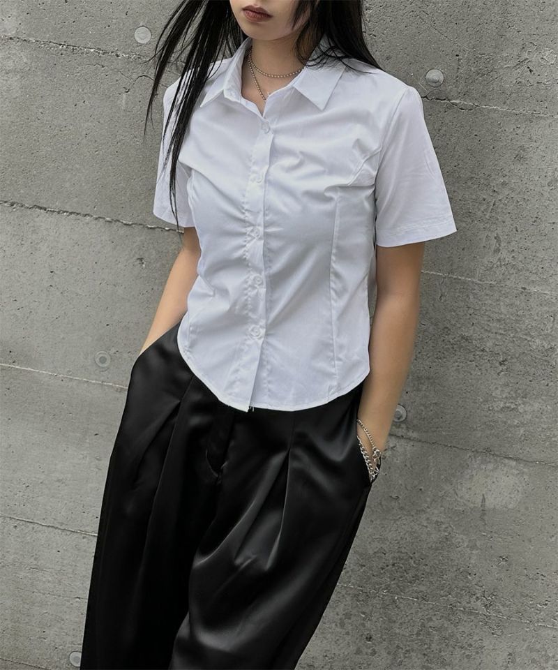 Slim silhouette shirt