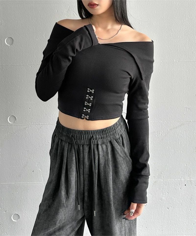 Front hook design off shoulder tops