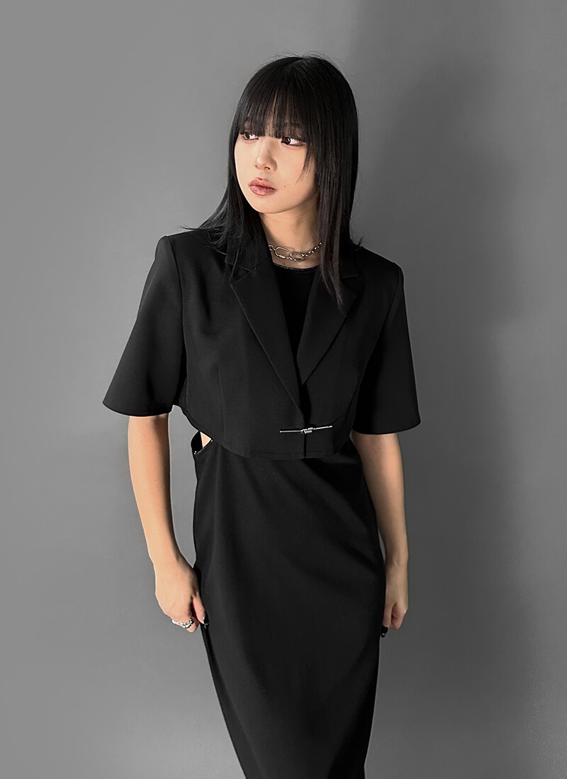 Pin design cropped jacket