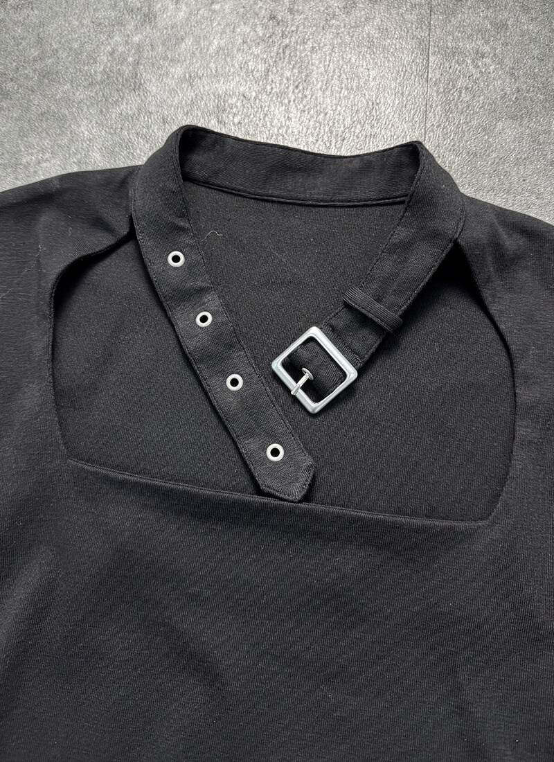 Belt choker knit tops