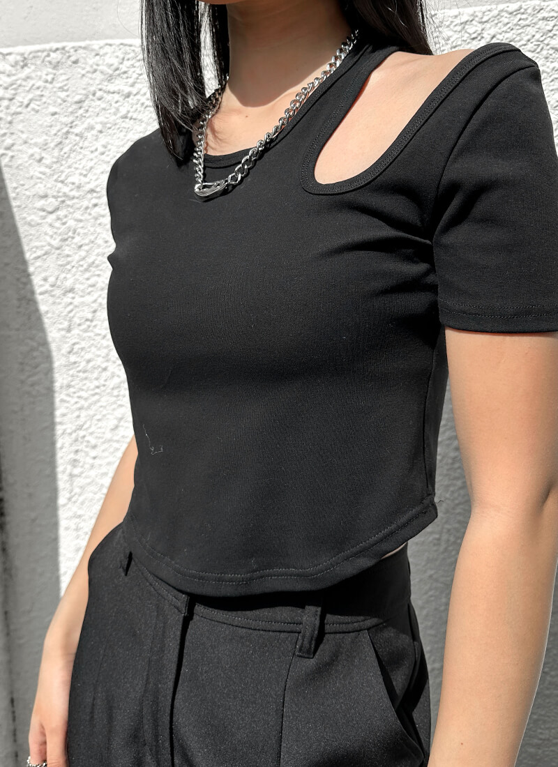 Cut out cropped tops