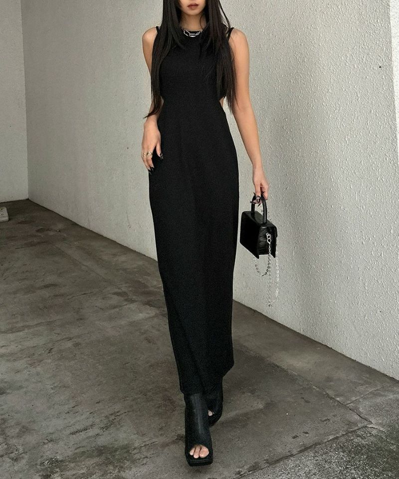 Cut out sleeveless one piece