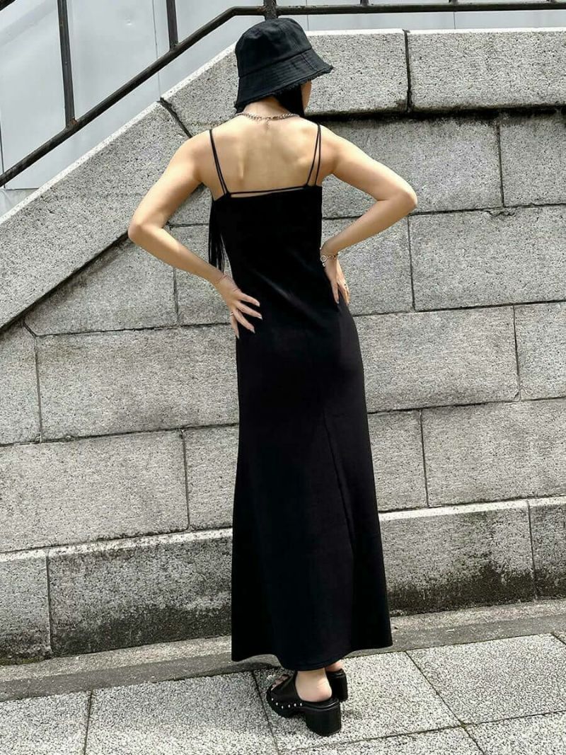 高級　人気　LOUIS VUITTON チェーンキャミワンピース 高級 人気 LOUIS VUITTON チェーンキャミワンピース - メルカリ