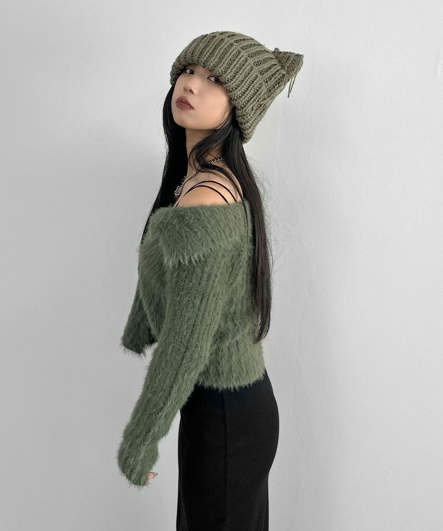 アシメジップオフショルシャギーニット | LVEU.（ラブユ.）