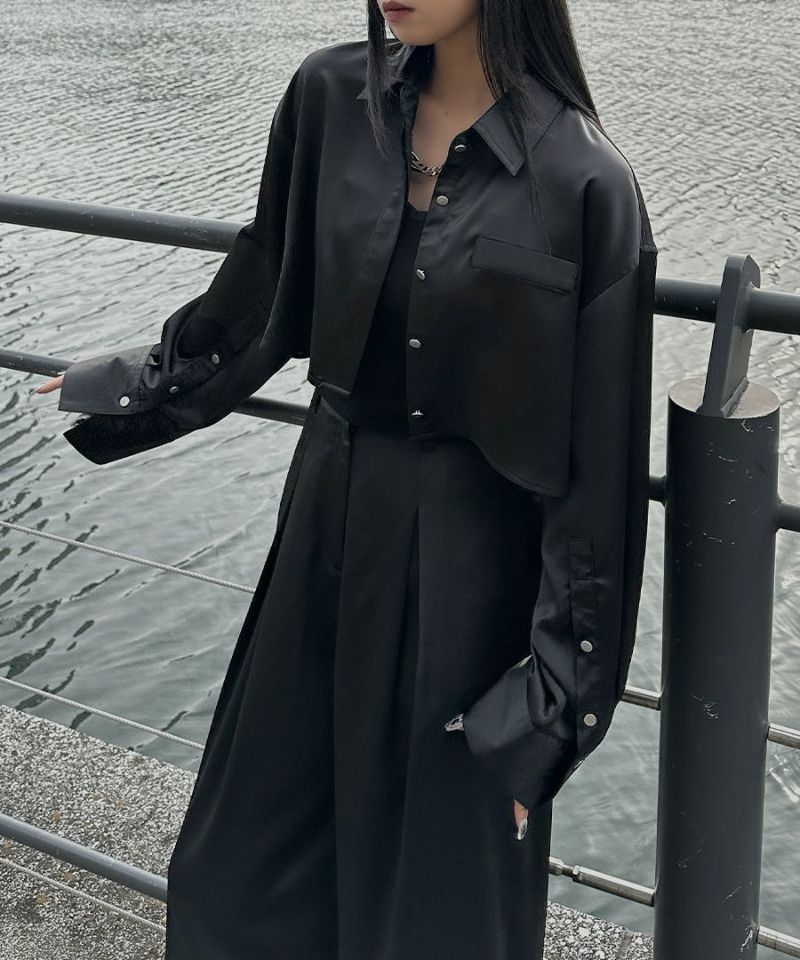 Satin cropped shirt