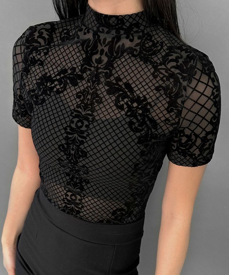 レースデザイン半袖ボディスーツ | LVEU.（ラブユ.）