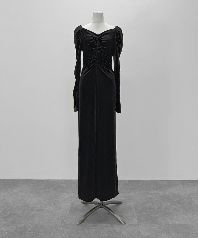 バックレースベロアワンピース | LVEU.（ラブユ.）