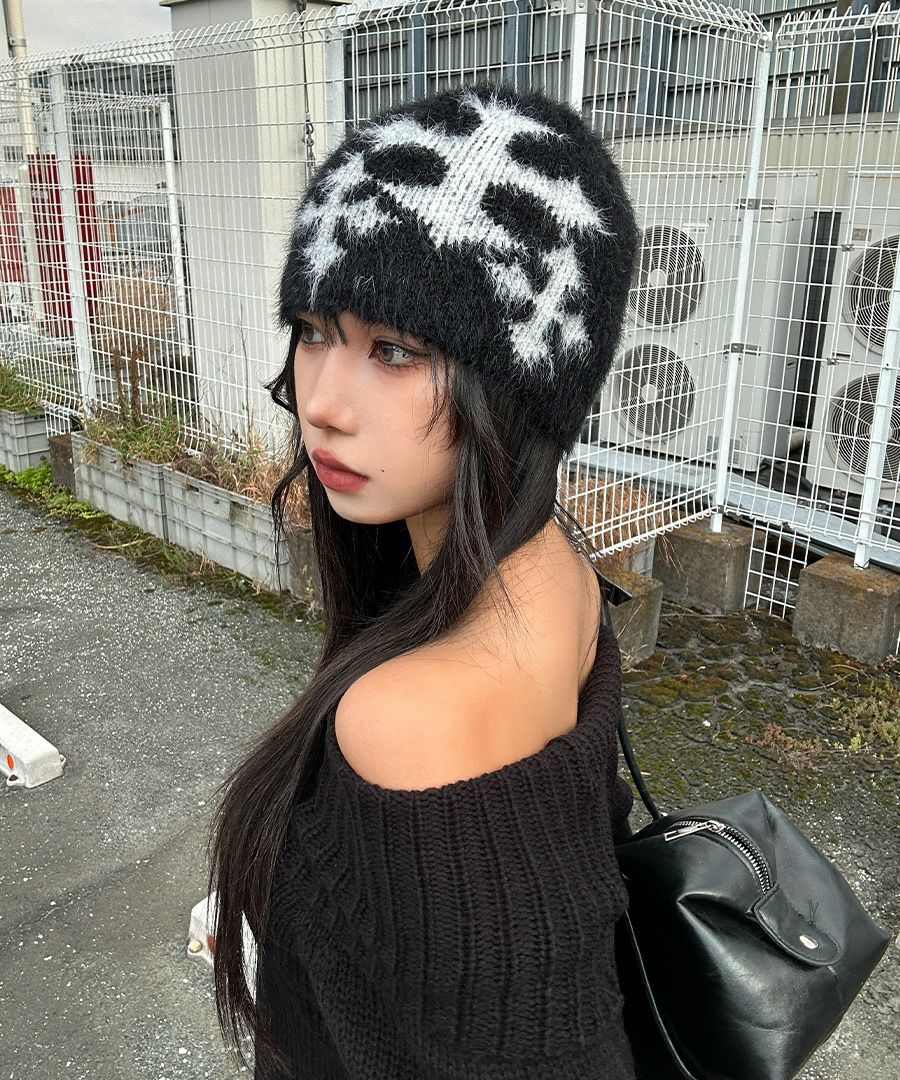 isecai ビーニー　袋付き isecai ビーニー黒緑 - メルカリ